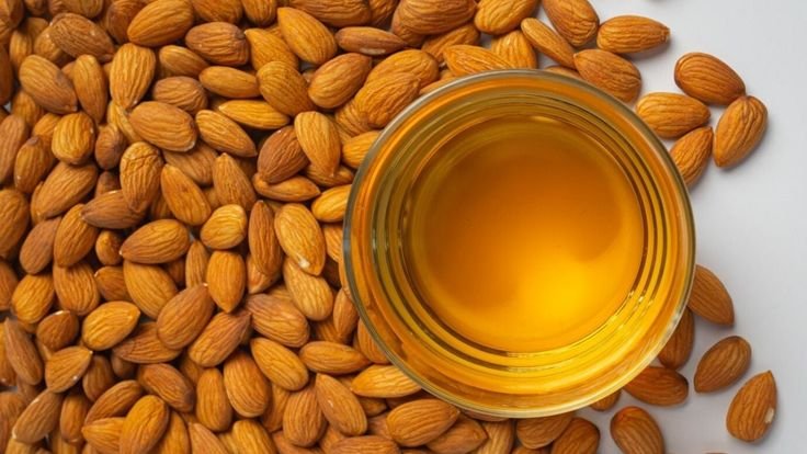 Almond Oil as a Moisturiser