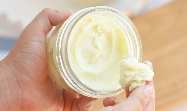 DIY Whipped Moisturiser