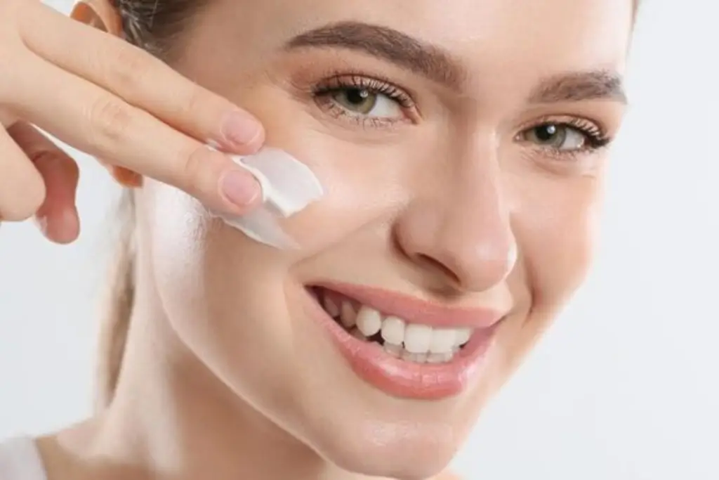 hydrating moisturisers for sensitive skin 